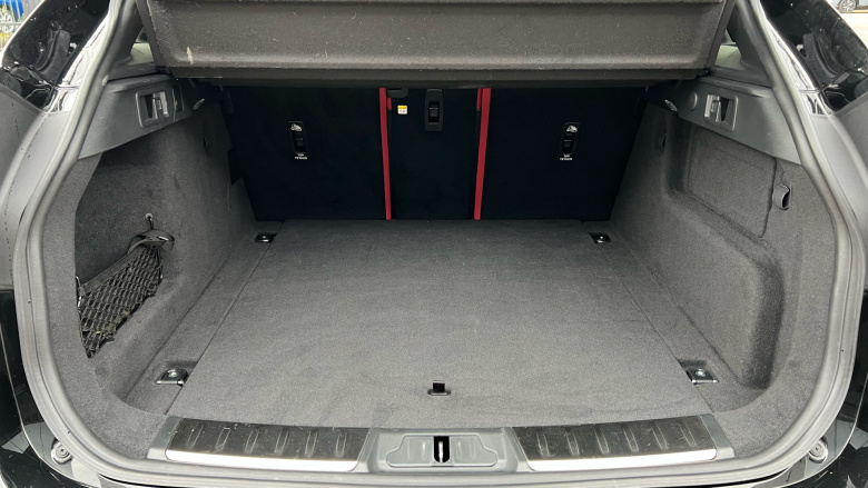 Jaguar F-Pace 2.0 D200 R-Dynamic Black 5dr Auto AWD Diesel Estate